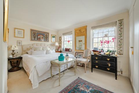 4 bedroom end of terrace house for sale, Beaufort Close, Putney, London