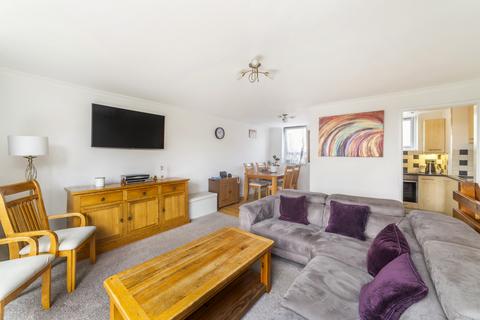 Flat 1b, 18 - 20 Hornsey Rise, London, N19 3SB
