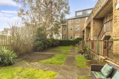 Flat 1b, 18 - 20 Hornsey Rise, London, N19 3SB