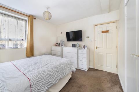 Flat 1b, 18 - 20 Hornsey Rise, London, N19 3SB