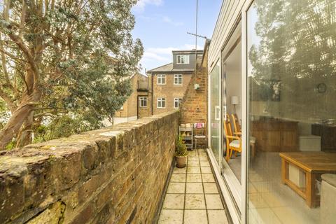 Flat 1b, 18 - 20 Hornsey Rise, London, N19 3SB