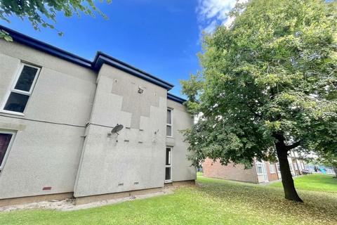 1 bedroom flat for sale - Clare Road, Sutton-in-Ashfield, Nottinghamshire, Nottinghamshire, NG17 5BB