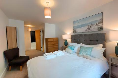 1 bedroom flat to rent, Millharbour, London E14