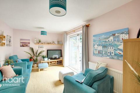 24 Balmoral Close, Stevenage, SG2 8UA