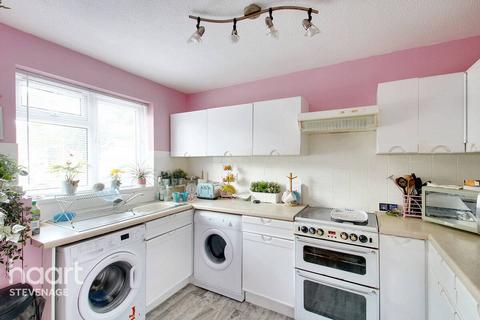 24 Balmoral Close, Stevenage, SG2 8UA