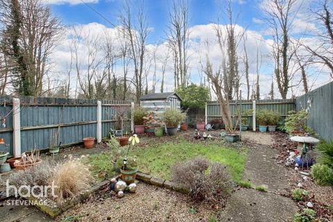 24 Balmoral Close, Stevenage, SG2 8UA