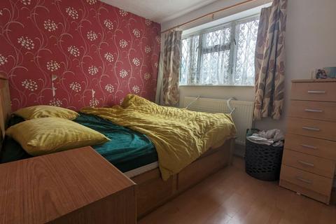54 Donellan Green, Northampton, NN3 5DJ