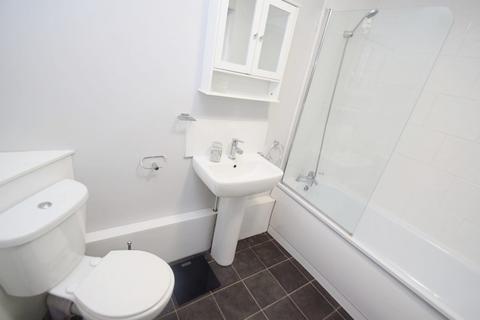 4 bedroom house share to rent, Leek Road, Stoke-On-Trent ST4