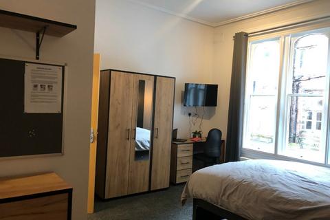 16 bedroom flat to rent, Winton Square, Stoke-On-Trent ST4