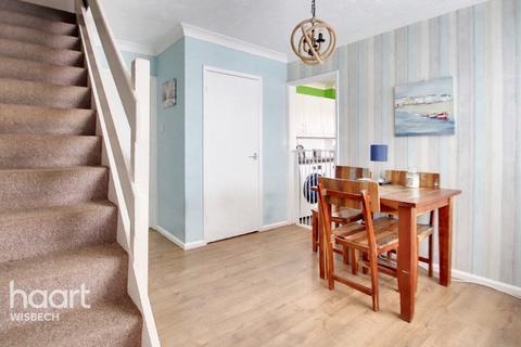 3 bedroom link detached house for sale, Abington Grove, Elm