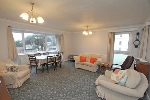 2 bedroom apartment for sale - Blackwater Road, Eastbourne BN21