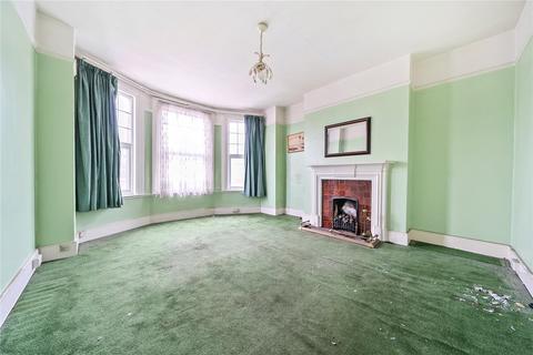 3 bedroom apartment for sale, Sedgemere Avenue, London, N2