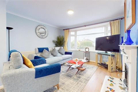 3 bedroom semi-detached house for sale - Barfield Park, Lancing, West Sussex, BN15