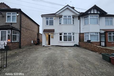 3 bedroom semi-detached house for sale, Basildene Road,  Hounslow, TW4