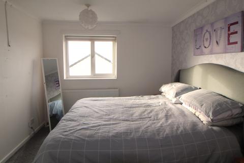 4 bedroom terraced house for sale, Amersham Grove, Burnley, BB10