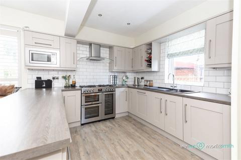 42 Charles Ashmore Road, Sheffield, S8 8GJ