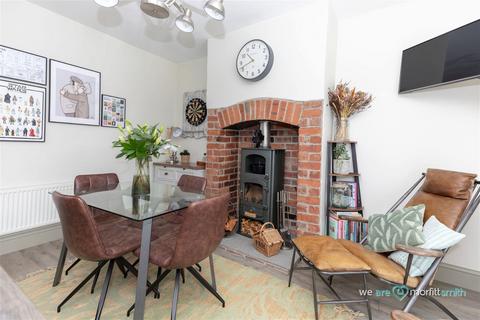 42 Charles Ashmore Road, Sheffield, S8 8GJ