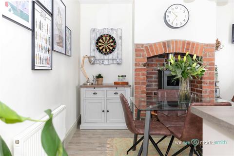 42 Charles Ashmore Road, Sheffield, S8 8GJ