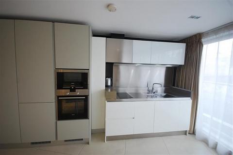 Studio for sale, Bezier Apartments, City Road, London, EC1Y