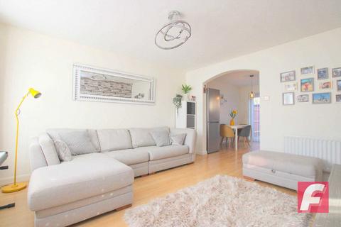 3 bedroom end of terrace house for sale, Haweswater Drive, Watford