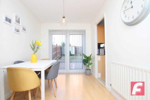 3 bedroom end of terrace house for sale, Haweswater Drive, Watford