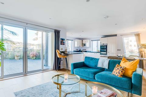10 Bradfords Quay, Wadebridge, PL27 6QQ