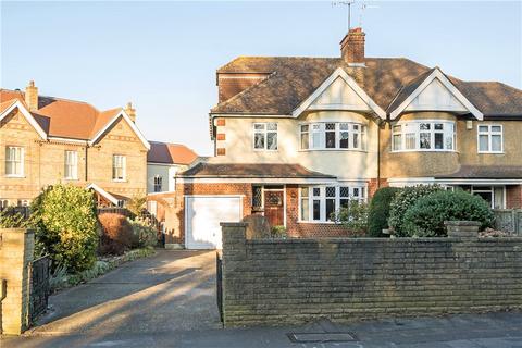 26b Castlebar Park, London, W5 1BX