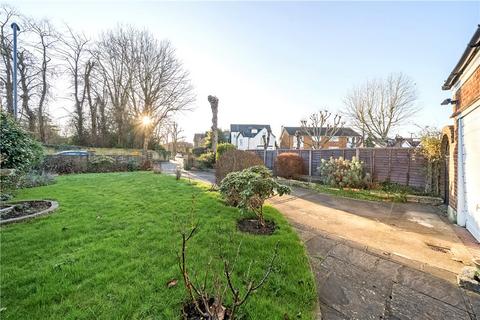 26b Castlebar Park, London, W5 1BX