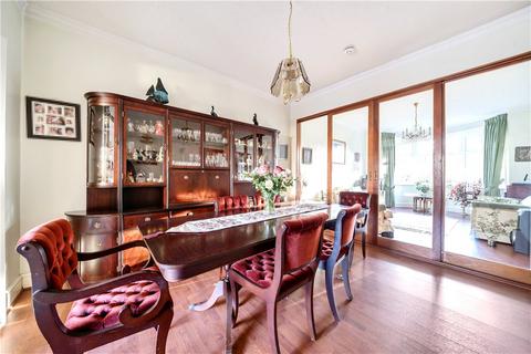 26b Castlebar Park, London, W5 1BX