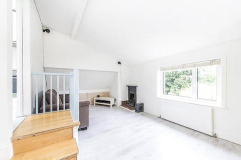 2 bedroom apartment for sale, Ambleside Avenue, London, SW16