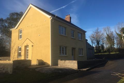 4 bedroom detached house to rent, Llysonnen Road, Carmarthen, Carmarthenshire