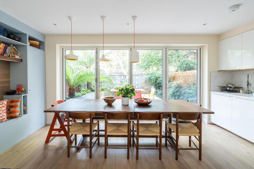 Pymers Mead, West Dulwich, London, SE21 3 bed terraced house for sale