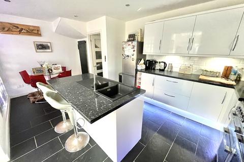 38 Quantock Road, Watchet, TA23 0DY