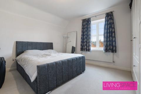 6 bedroom terraced house for sale - Beningfield Drive,