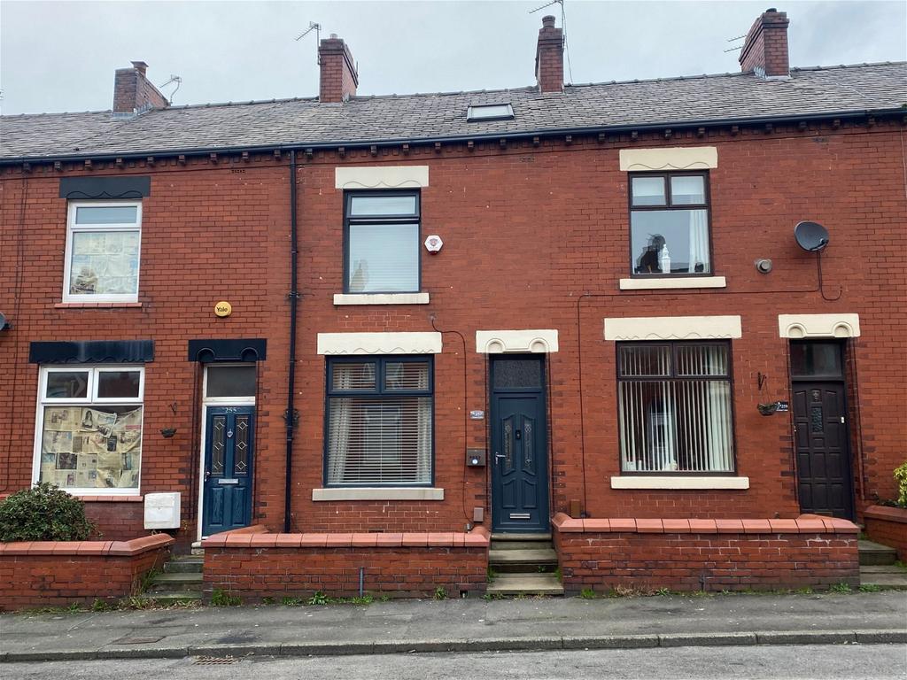 Denton Lane, Chadderton 3 bed terraced house for sale £165,000