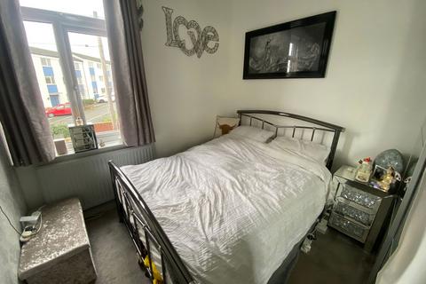 257 Denton Lane, Chadderton, Oldham, OL9 9DG