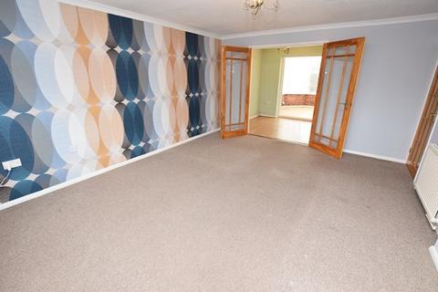 3 bedroom detached house for sale, Caernarvon Close, Market Drayton, Shropshire