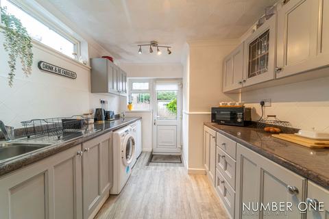3 bedroom terraced house for sale - Lower Wyndham Terrace, Risca, NP11