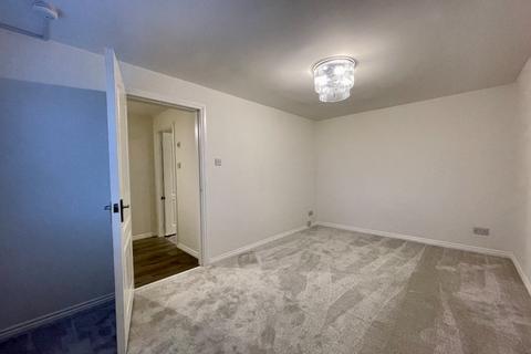 2 bedroom flat to rent, Gateside Street, Hamilton, South Lanarkshire, ML3