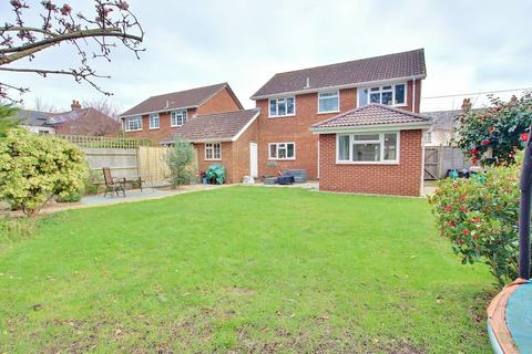 3 bedroom detached house for sale, Whinfield Road, Dibden Purlieu