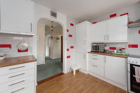 2 Meadow Close, Herne Bay, CT6 6NN