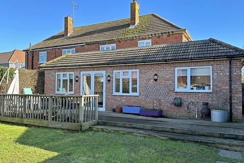 4 bedroom semi-detached house for sale, Pennyfields, Bognor Regis, West Sussex PO22