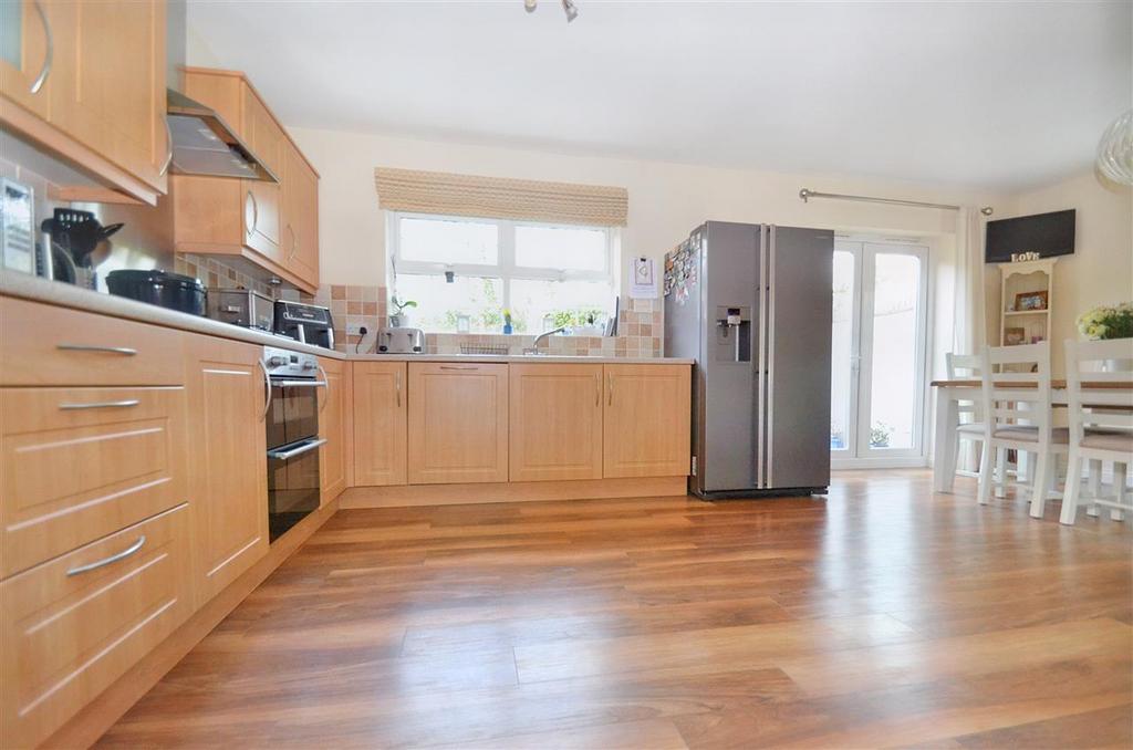 Living kitchen