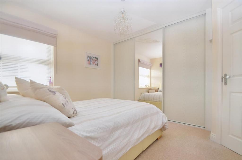 Principal bedroom