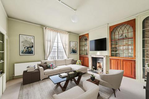 4 bedroom flat to rent - Top Floor Flat, 128 Kensington Church Street, London, W8