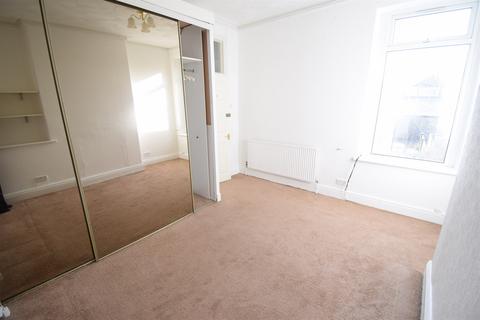 2 bedroom house to rent, Whitchurch Road, Cardiff
