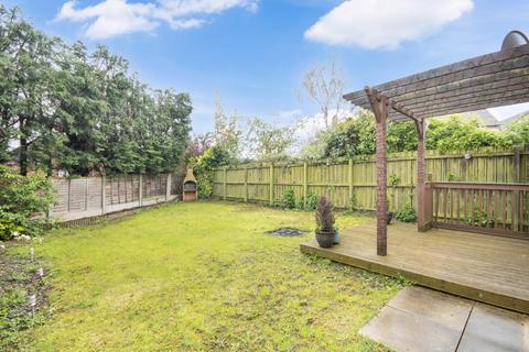 1 Briar Grove, Harworth, Doncaster, DN11 8SE