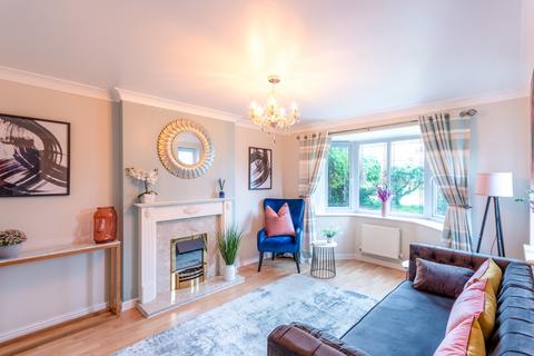 1 Briar Grove, Harworth, Doncaster, DN11 8SE