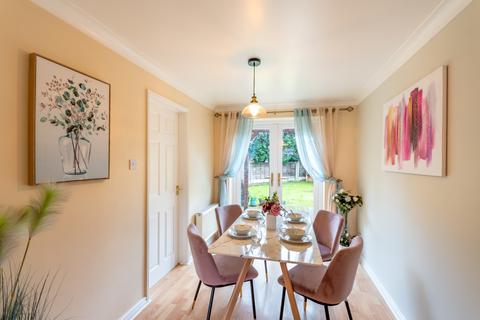 1 Briar Grove, Harworth, Doncaster, DN11 8SE