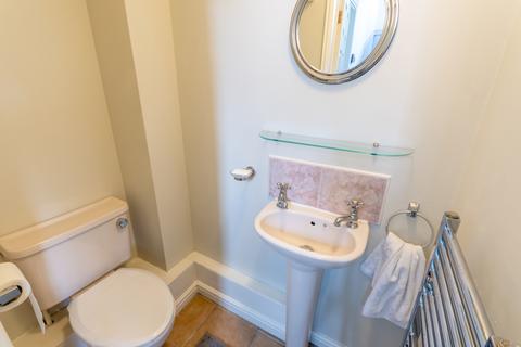 1 Briar Grove, Harworth, Doncaster, DN11 8SE